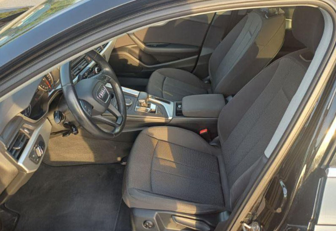 audiA4_2