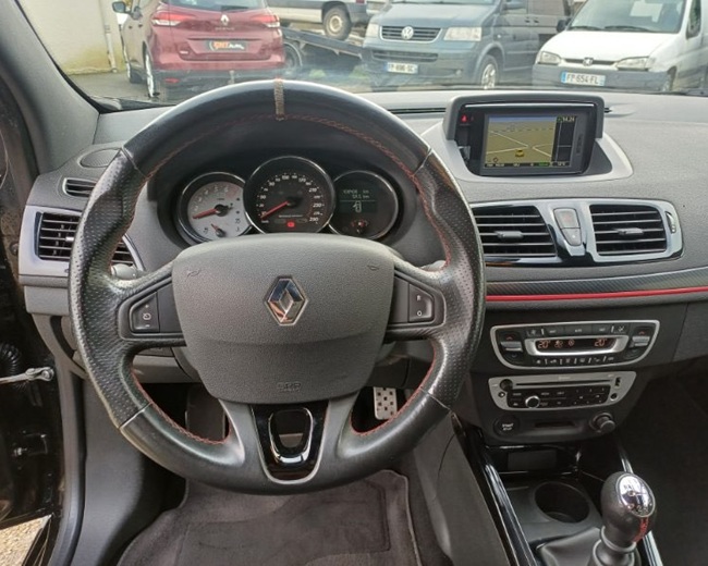 avendremegane3rsgarageghtautoventeetreparationvehiculestoutesmarqueschantonnay (3)